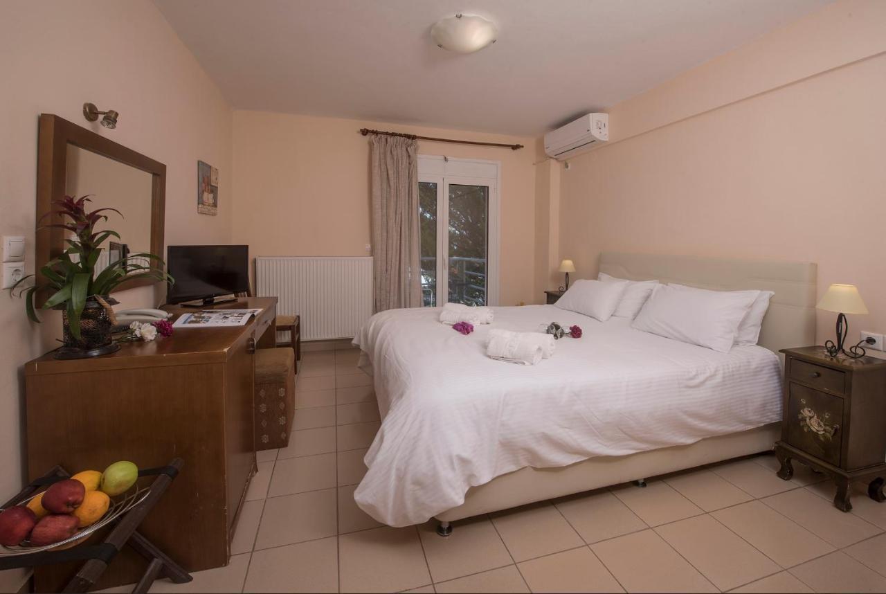 Filoxenia Hotel โวโลส ภายนอก รูปภาพ