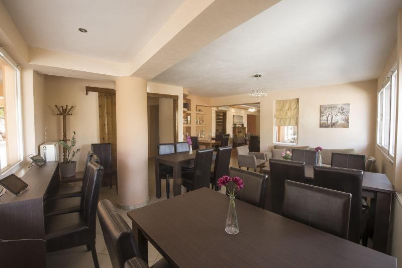 Filoxenia Hotel โวโลส ภายนอก รูปภาพ